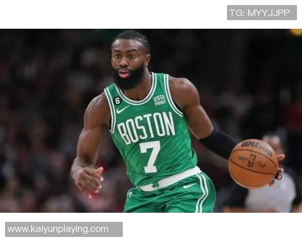 追梦之路：杰伦布朗渴望成为球队核心却面临阵容困境