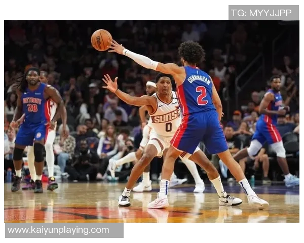 康宁汉姆赞斯图尔特防守能力超群上篮扣篮无一能逃脱他封盖