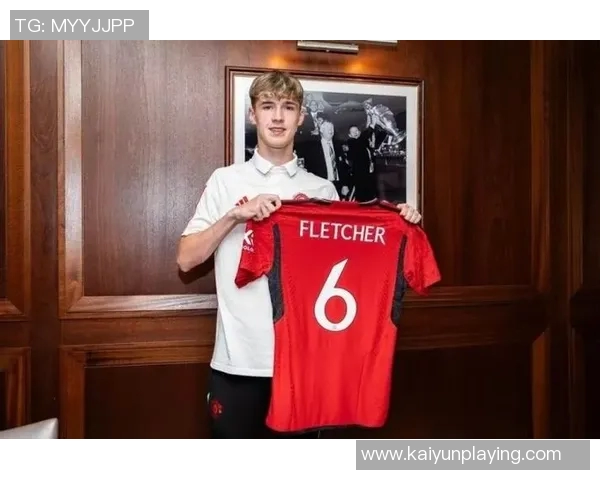 曼联训练缺席马奎尔德里赫特舍什科杰克弗莱彻积极参与展现状态