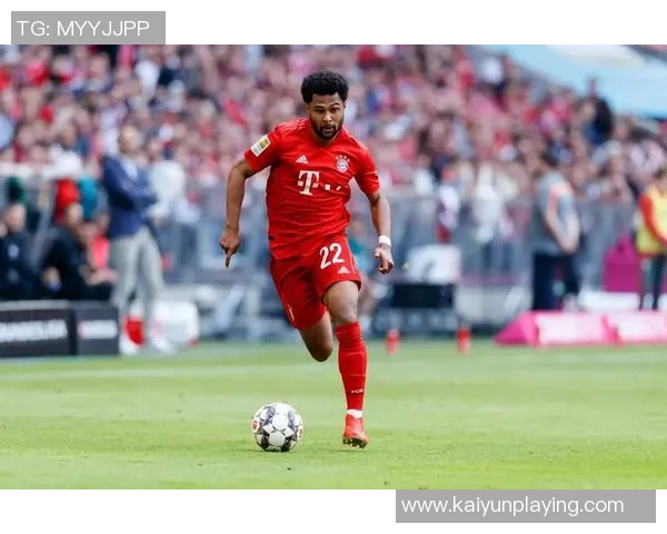 拜仁与格纳布里续约谈判进行中计划合同延至2028年并含2029年选项 拜仁与格纳布里续约谈判进行中计划合同延至2028年并含2029年选项