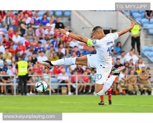 姆巴佩被指国家队诈伤度假法国队门将桑巴回应媒体炒作