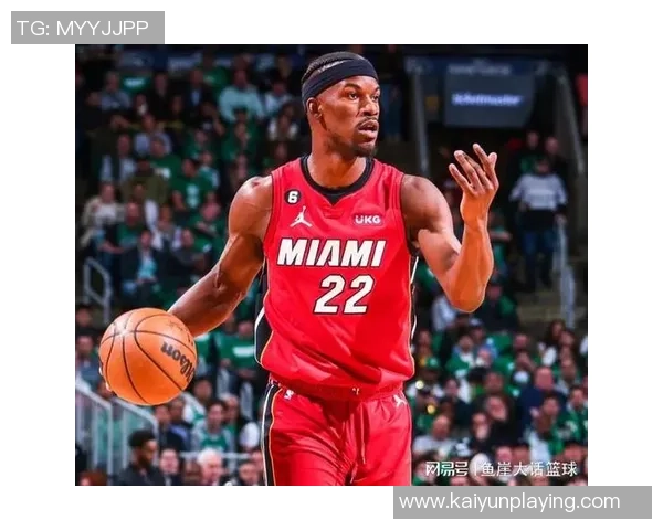 阿德巴约全副武装晒帅照球场缺席也能尽显风采 阿德巴约全副武装晒帅照球场缺席也能尽显风采