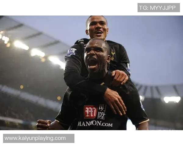 达伦本特盛赞迪福巅峰表现超越曼联所有前锋能力出众