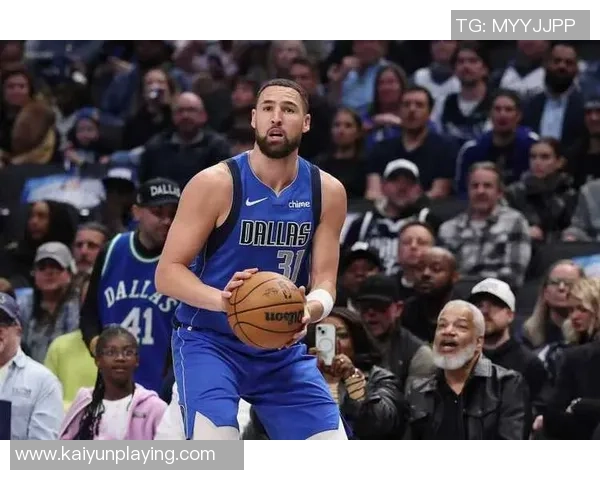 独行侠客场对决掘金克莱有望复出加福德因伤缺席比赛